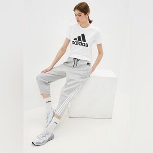 NWT Adidas sportswear ZNE cropped 7/8 sweats grey - medium
